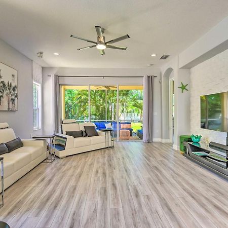 Sun-Soaked Sarasota Oasis With Pool And Hot Tub! Villa Buitenkant foto